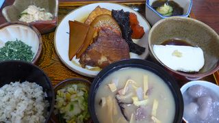 再び沖縄料理の美味しいお店に行ってお薦めの「ふみや定食」を食して来ました!!