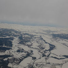 上空からの秋田県内の雪景色