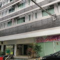 バンコク随一の繁華街にありながら静かな場所にあるホテル