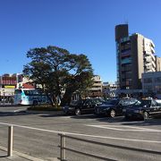 JR成田駅前