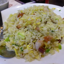 「揚州炒飯」はひとくち食べて美味しさを実感