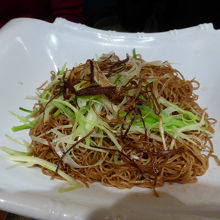 蔡瀾撈麺（潮州そば）は細麺でスナック面のような食感