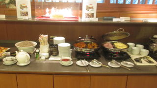 朝のJALサクララウンジ (スワンナプーム国際空港)