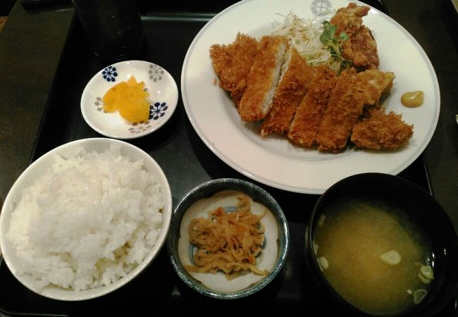 西新の食堂です