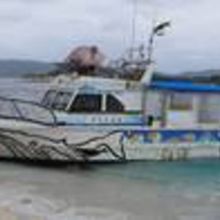 こんな船で渡りました