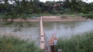 メコンに隠れた川