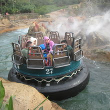 ローリング ラピッド (雷鳴山漂流)