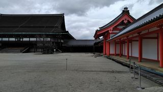 家内と冬の御所を訪問