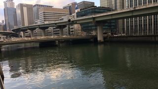 周囲は観光や散歩に最適