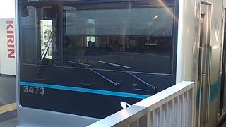 江の島や片瀬西浜・東浜海水浴場に向かう場合、江ノ電よりも便利です