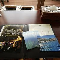 ポストカードは２種類。