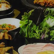 韓国料理店です