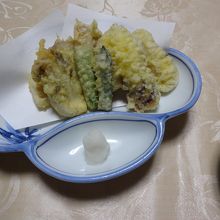 天ぷらもすごく美味しかったです。鯛の写真がなくてすみません