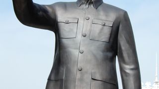 穏やかな表情のホーおじさん