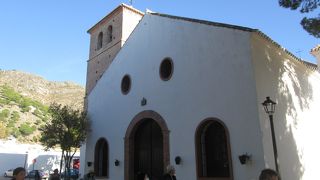 展望台近くの小さな教会インマクラダ・コンセプシオン教会（Inglesia Parroguial）