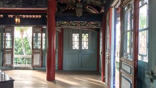 青空に映える赤煉瓦