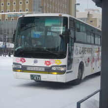旭川→富良野間を走行するラベンダー号の様子