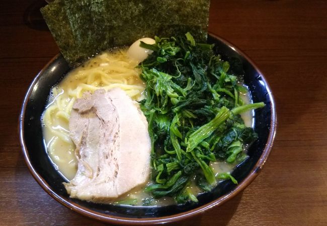 善行駅前の家系ラーメンのお店