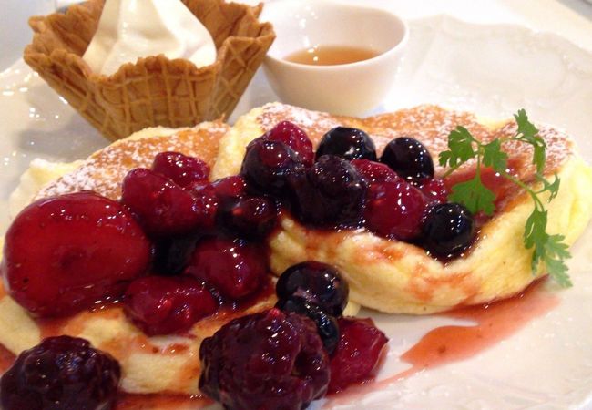 ふわっふわのスフレパンケーキが美味しい