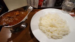 居酒屋でカレー。禁煙家にはつらい