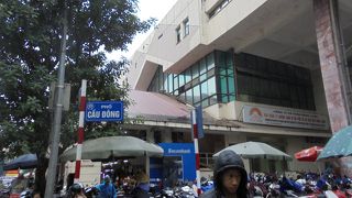 ハノイの名物的マーケット