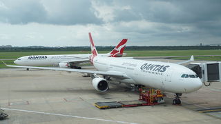 コンパクトで判り易い空港