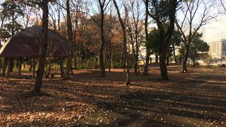 駐車場の入口が分かりにくい