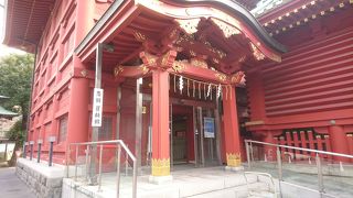 本殿に隣接する資料館