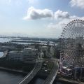 みなとみらいを見下ろす横浜ベイホテル東急。
