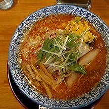 野菜７種の辛味噌ラーメン。辛さは後引く辛さです