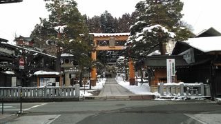 大きな八幡さんでした