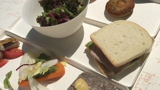 ル・ジャルダン・ドゥ・ツイード