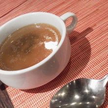 サービスのコンソメスープ