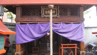 太融寺境内の縁結びの神