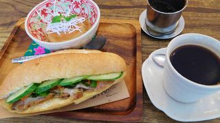 居心地のいい日本人向けのカフェ