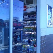 お店の入り口そばです。