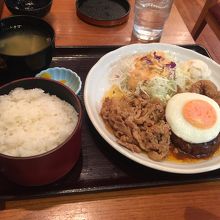 人気の洋食屋さん定食