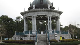 明治の建物がいい感じ