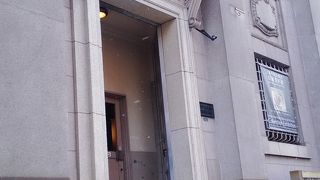 袋町電停からすぐ