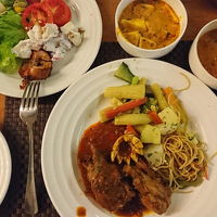 ホテルレストランの夕食