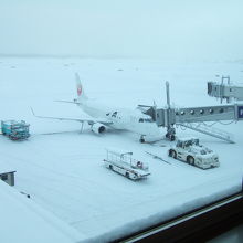 窓側のカウンター席からの眺め