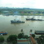 リバービュー・ルームで，サイゴン川を眺めながら過ごして下さい