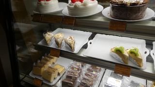 リビエラ洋菓子店 本店