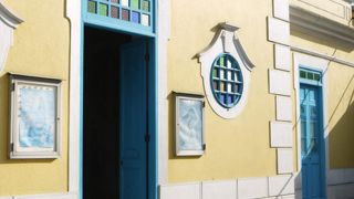 こじんまりと可愛い教会