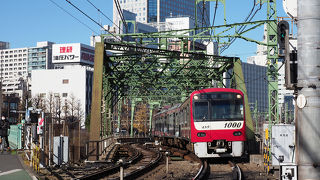 値段が安いかな？