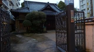 風格ある本堂が特徴的です。