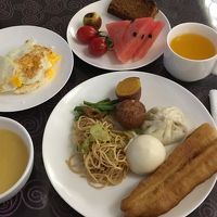 中華ビュッフェの朝食。