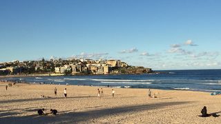 中心街から40分で着く綺麗なビーチ