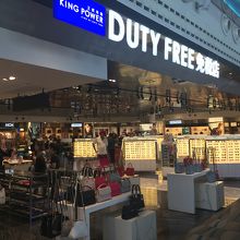 出発フロアにあるショップ