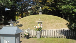 お墓の形状です